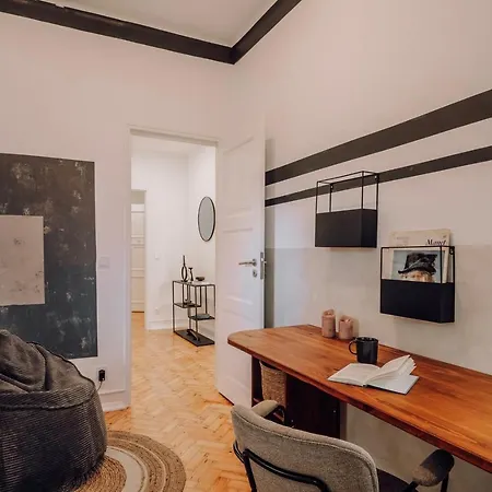 Appartamento Zou - 3 Bedrooms, Office And Terrace In Alvalade *