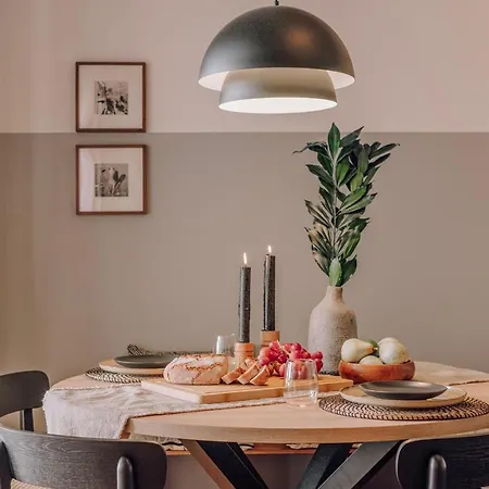 아파트 Zou - 3 Bedrooms, Office And Terrace In Alvalade 리스본