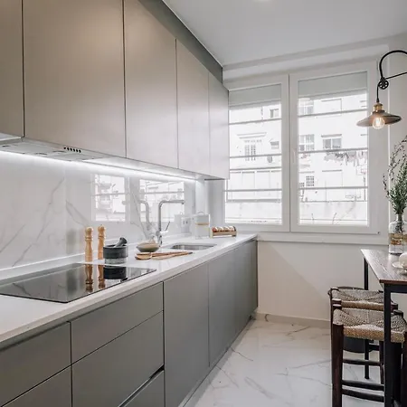 아파트 Zou - 3 Bedrooms, Office And Terrace In Alvalade *