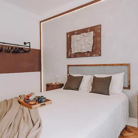Zou - 3 Bedrooms, Office And Terrace In Alvalade アパート *